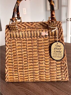 The Plait Lady - Bahamian Handwoven Straw Tote